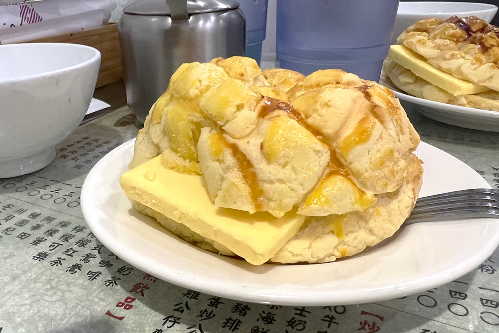 香港鑫華茶餐廳　鮮油菠蘿飽