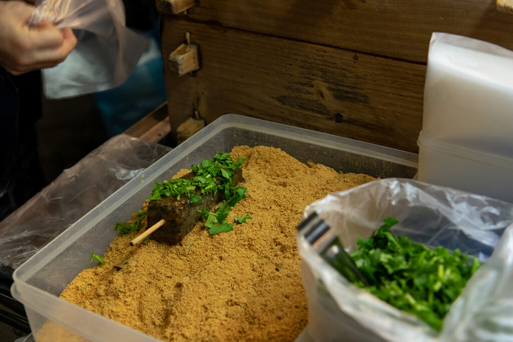 士林夜市の豬血糕