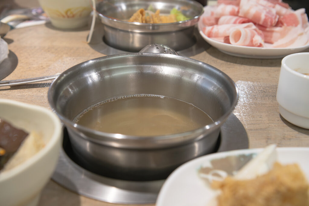 食べ放題の鍋屋